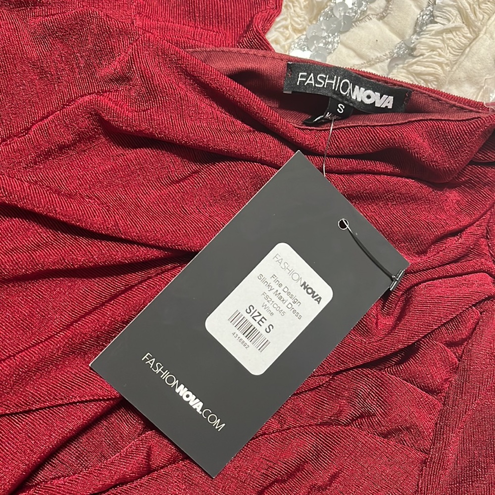 One Shoulder Maxi Gown - Picture 4 of 5